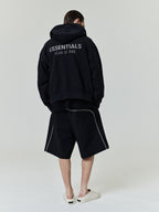 Relaxed Fleece Sweatshort With Piping